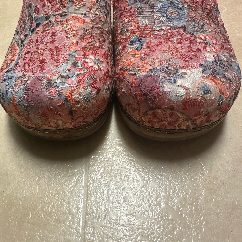 Sanita mules wooden with beautiful embroidered tops. Size 40, or 10. - Picture 3 of 5